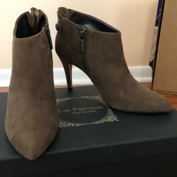 Women's suede boots. Booties. Leather. Size 10 - Picture 2 of 8